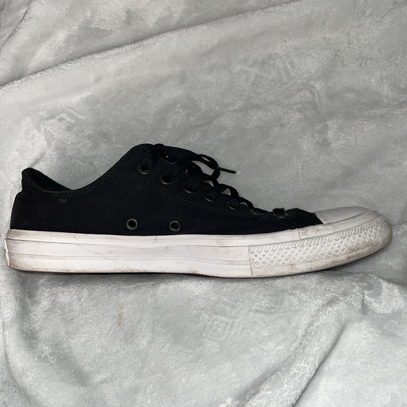 Used Converse - Picture 5 of 9